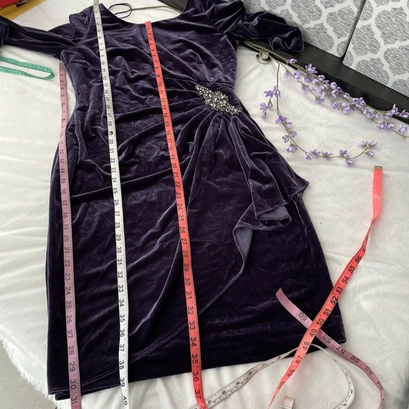 NEW $159 Alex Evenings [SZ 10 ] Side Ruched Velvet Dress in Amethyst‎ - Picture 4 of 12